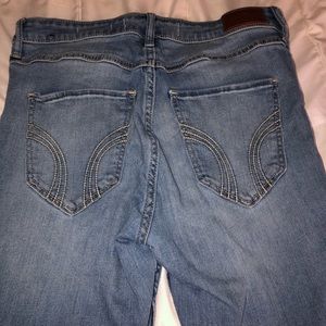 Hollister jeans size 7long